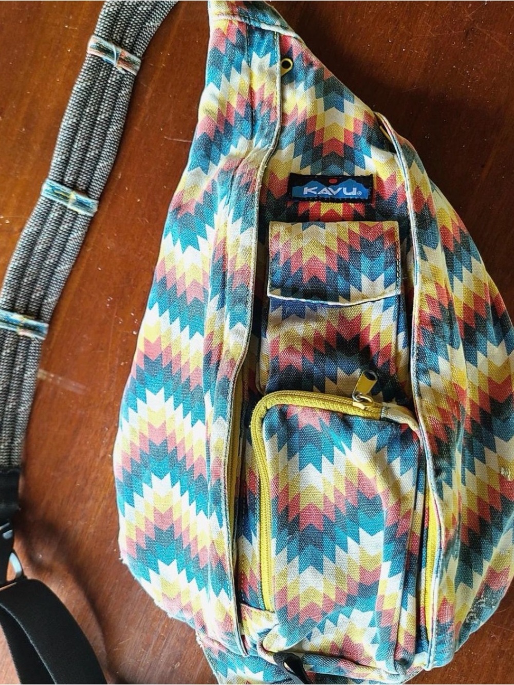 Kavu Multicolor Chevron Sling Bag in Teal, Yellow & Red
